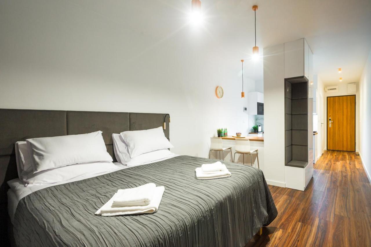 Sky Apartments พอซนาน ภายนอก รูปภาพ