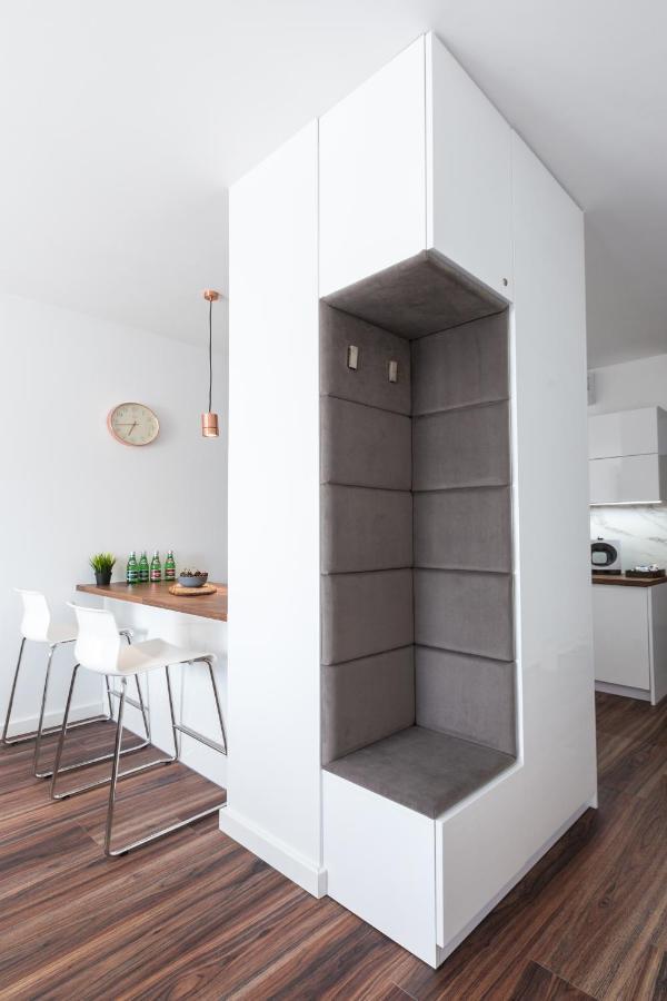 Sky Apartments พอซนาน ภายนอก รูปภาพ