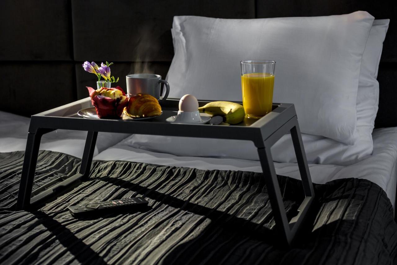 Sky Apartments พอซนาน ภายนอก รูปภาพ