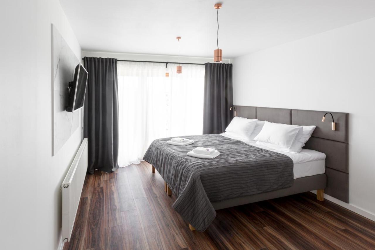 Sky Apartments พอซนาน ภายนอก รูปภาพ